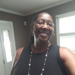 Meet your Posher, Robin